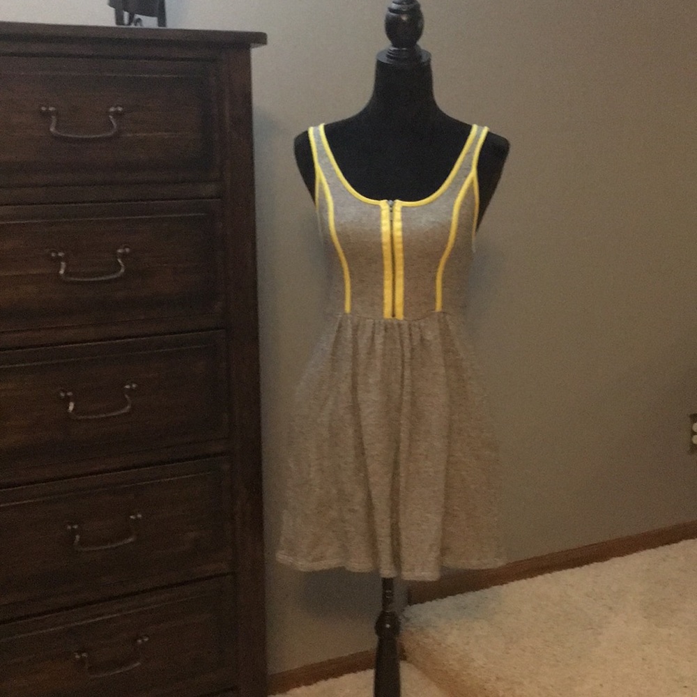 Kensie gray/yellow jumper